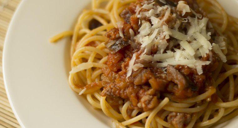 Quanto spaghetti dovresti cucinare per persona?