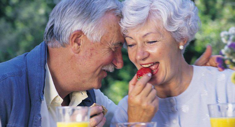 Quali sono alcuni stimolanti di appetito naturale per gli anziani?