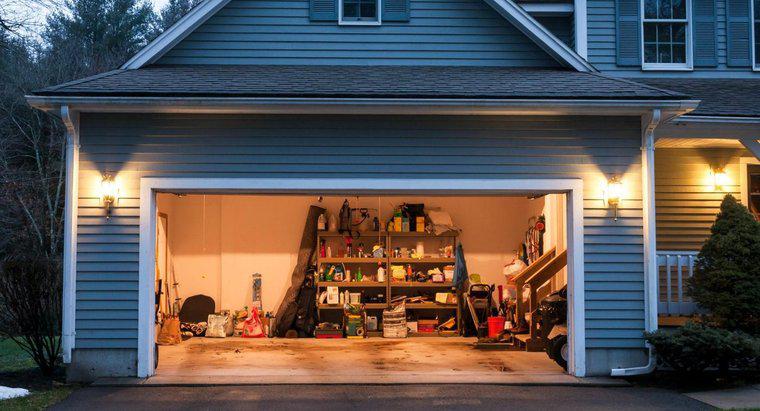 Come si pulisce un pavimento del garage?