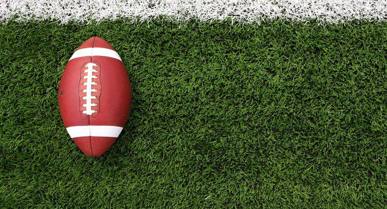 Come vedi i giochi di football della High School in TV?