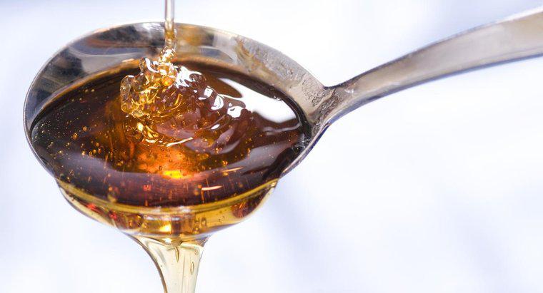Quanti grammi di zucchero sono in un cucchiaino di miele?