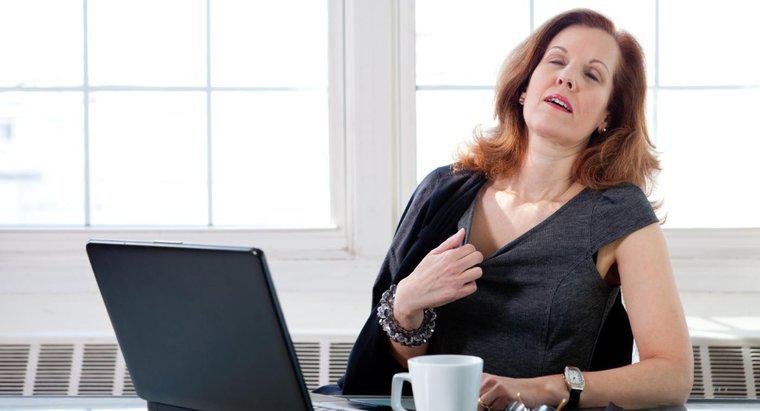 Quali sono le cause di vampate di calore dopo la menopausa?