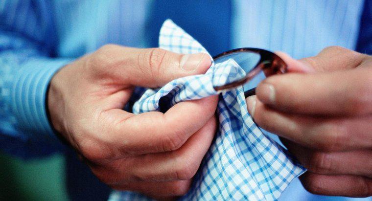 Puoi riparare un graffio in occhiali da vista?