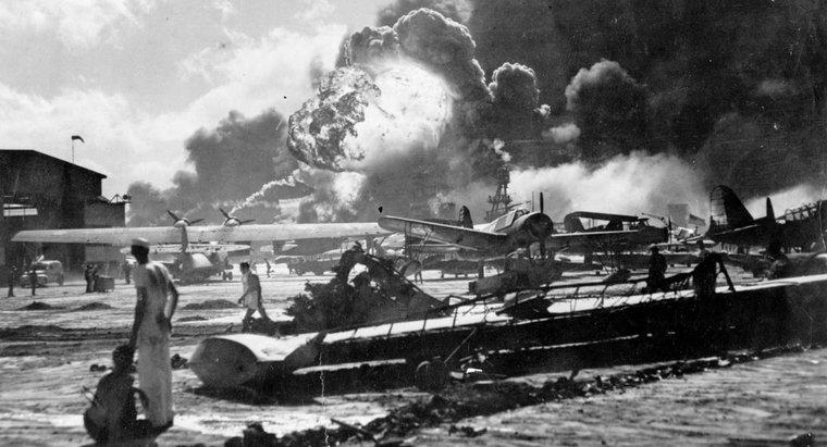 Quali sono alcuni fatti su Pearl Harbor?