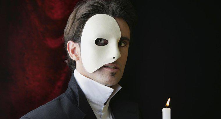 Qual è la storia dietro "The Phantom of the Opera"?