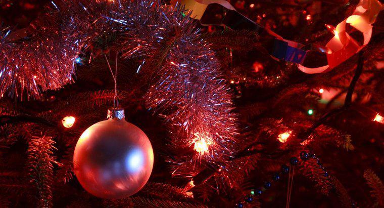 Qual è la tradizione natalizia di Roraty in Polonia?