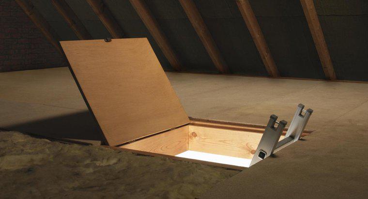 Come faccio a collegare le luci nel mio attico?