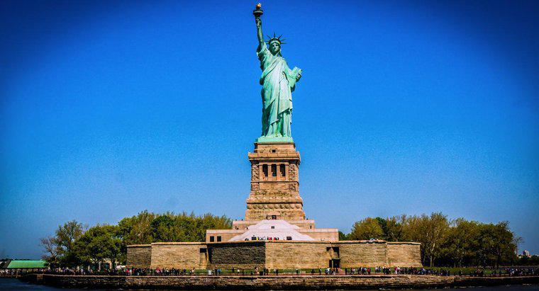 Perché la Statua della Libertà è così importante?
