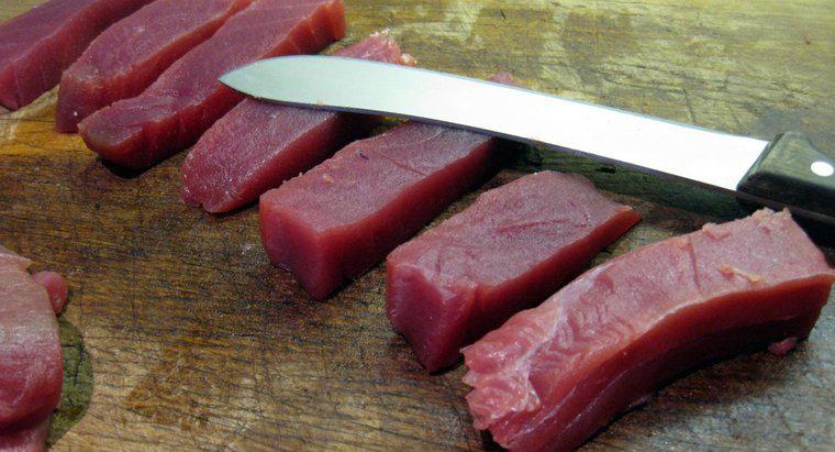 Puoi ammalarti di mangiare il tonno crudo?