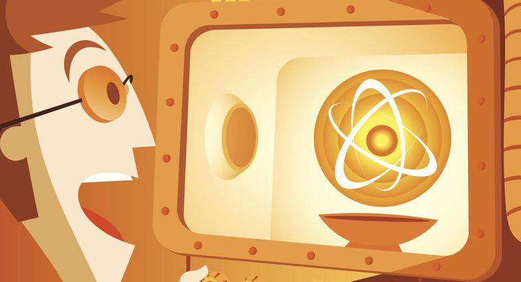 Che cosa ha scoperto John Dalton sull'atomo?