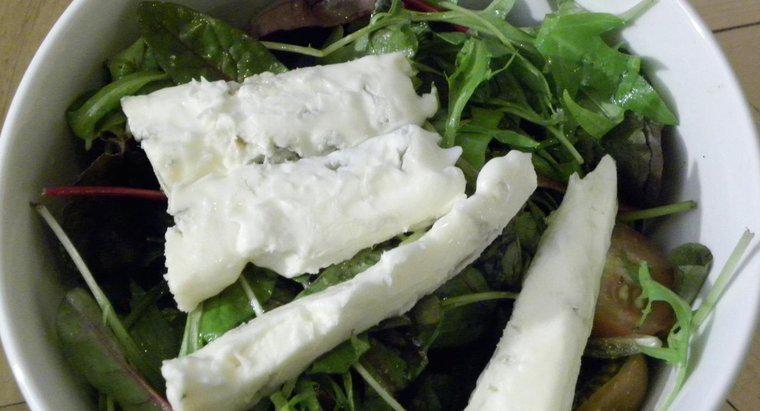 Qual è la differenza tra formaggio blu e gorgonzola?