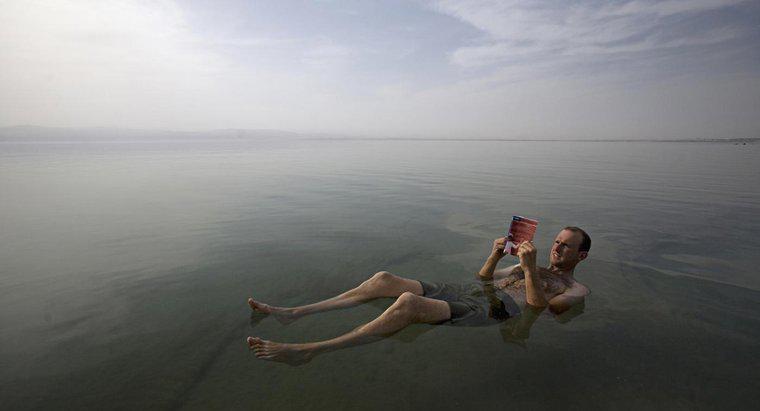 Come ha ottenuto il suo nome il Mar Morto?