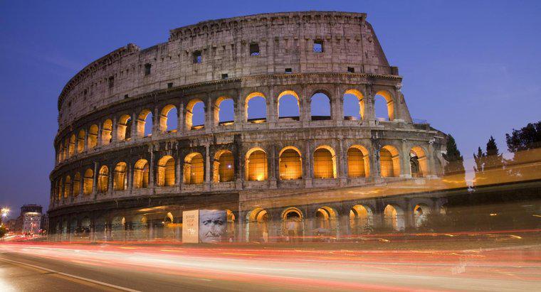 Quanto tempo ci è voluto per costruire il Colosseo?