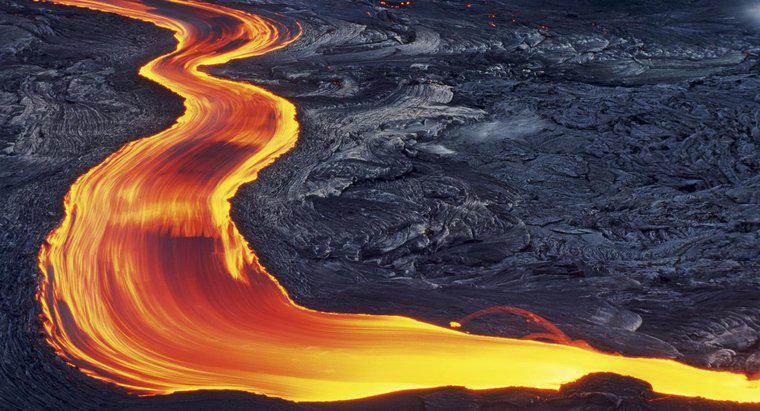 Qual è la differenza tra magma e lava?