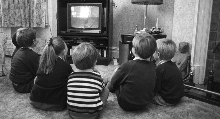 Quando è stata inventata la prima televisione in bianco e nero?