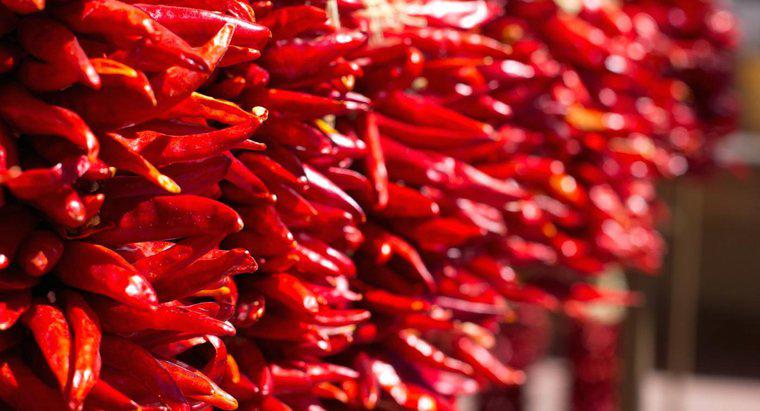 Qual è la principale differenza tra i peperoncini rossi e verdi del New Mexico?