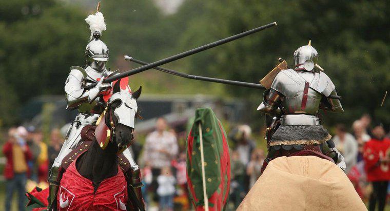 Cosa indossava i cavalieri durante il medioevo?