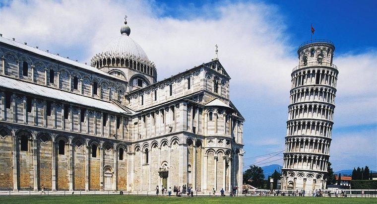 Dov'è la Torre Pendente di Pisa, e Will It Ever Fall?