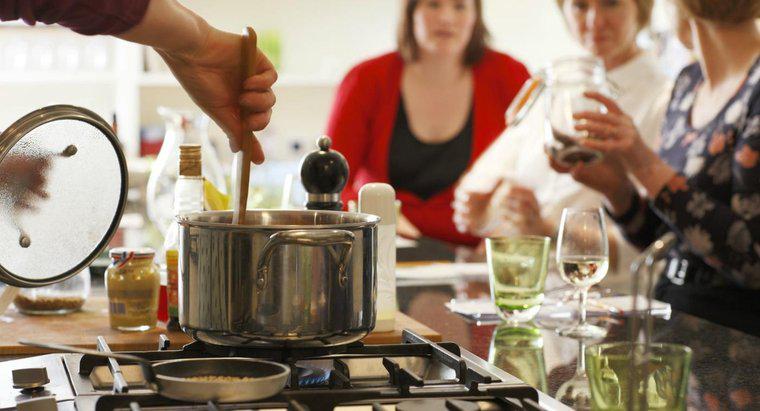 Quali sono alcune ricette facili di brodo di manzo Au Jus?