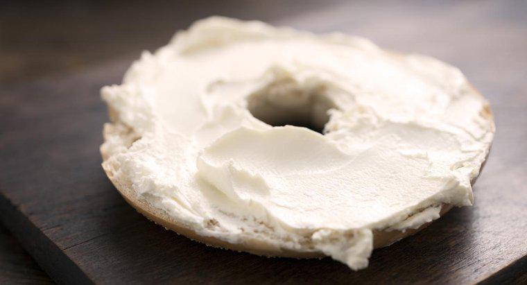 Quante calorie ci sono in un bagel con crema di formaggio?