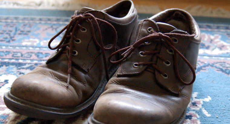 Quando sono state inventate le scarpe per la prima volta?