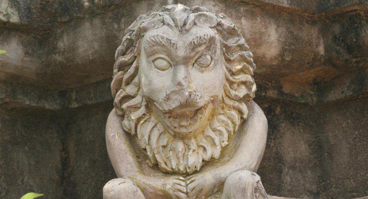 Quali sono alcuni nomi mitici dei leoni?