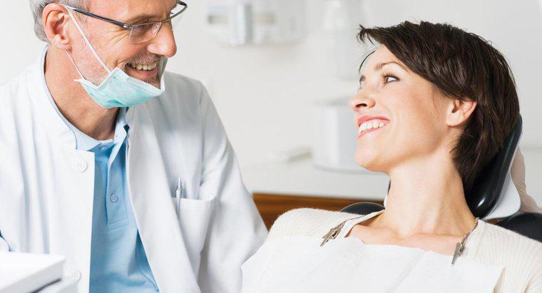 Quali sono alcune sovvenzioni dentali disponibili per gli adulti?