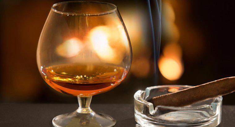 Quali sono alcune marche popolari di Cognac?
